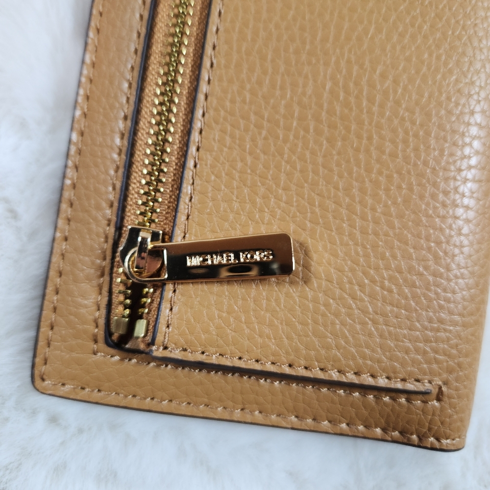 NWT Michael Kors Reed Large Pebbled Leather Snap Wallet | Deer Brown Tan - Picture 5 of 9